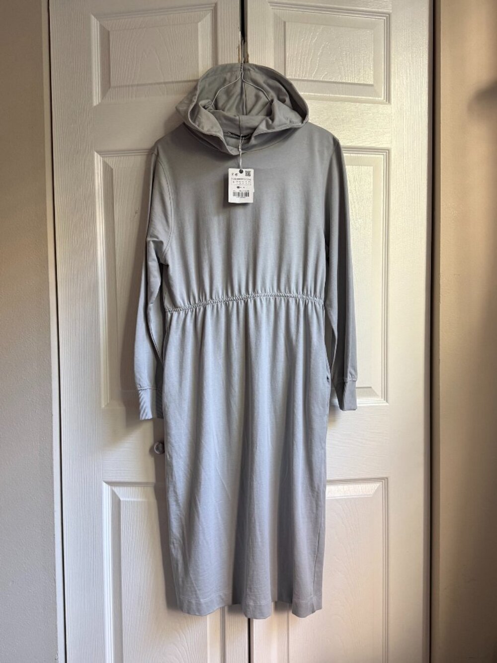 Hooded grey dress